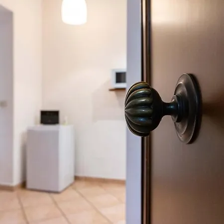 Monti Apartment *